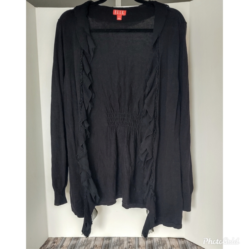 Cardigan with ruffles